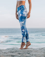 Load image into Gallery viewer, blue best workout leggings australia